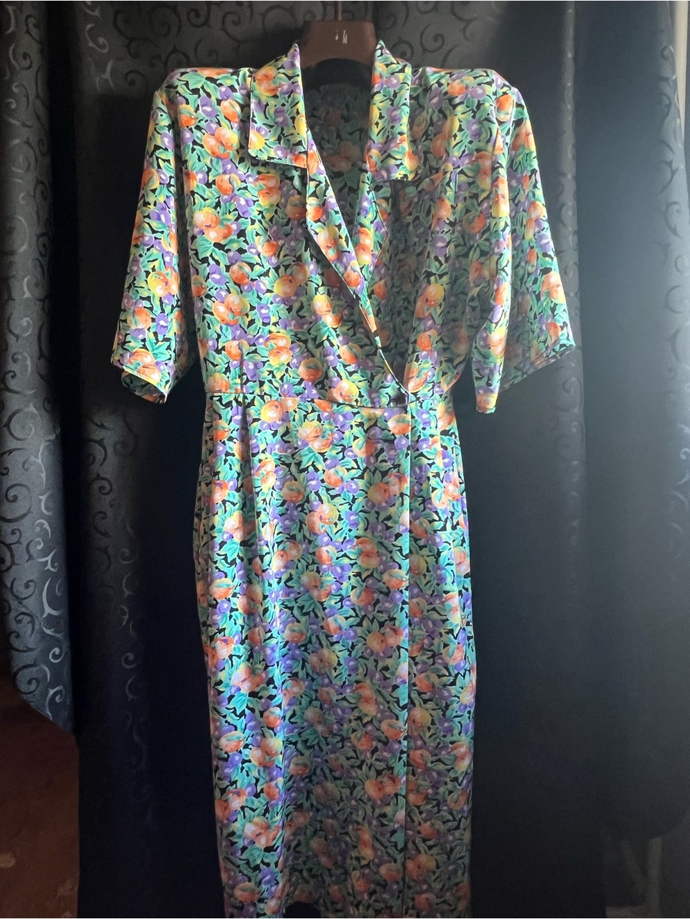 Vintage True 80s Floral Wrap-Style Midi Dress in Teal and Peach